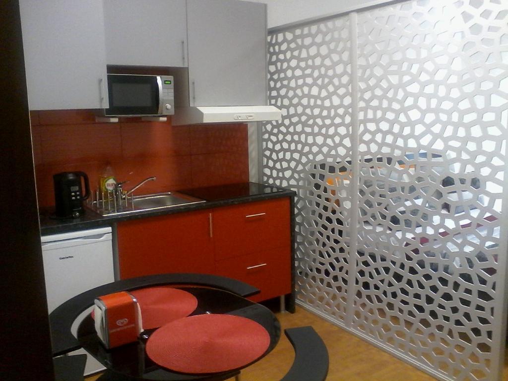 Metro-Apartment Rnal Nº35375 Al-Chamada Para A Rede Movel Nacional OOporto Extérieur photo